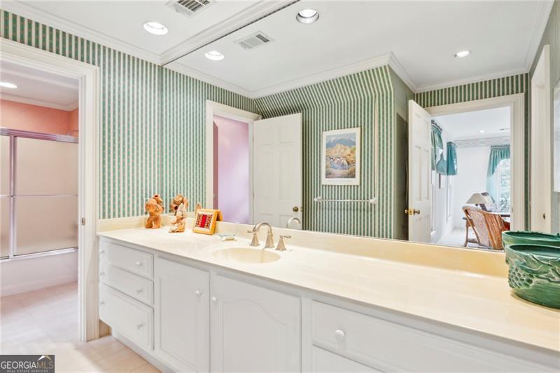 Oakton - Residential