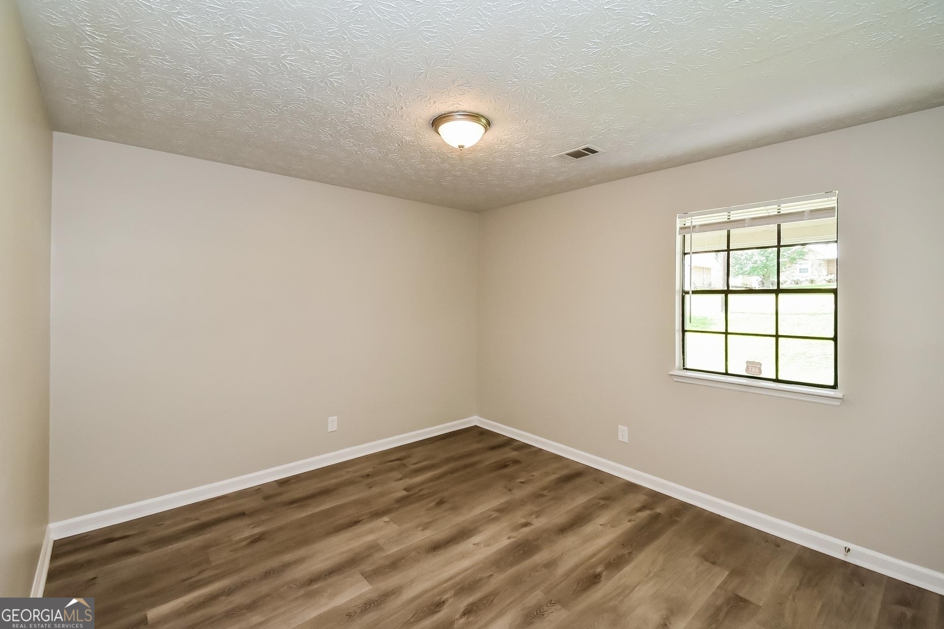 MARTINS BROOK - Residential Lease