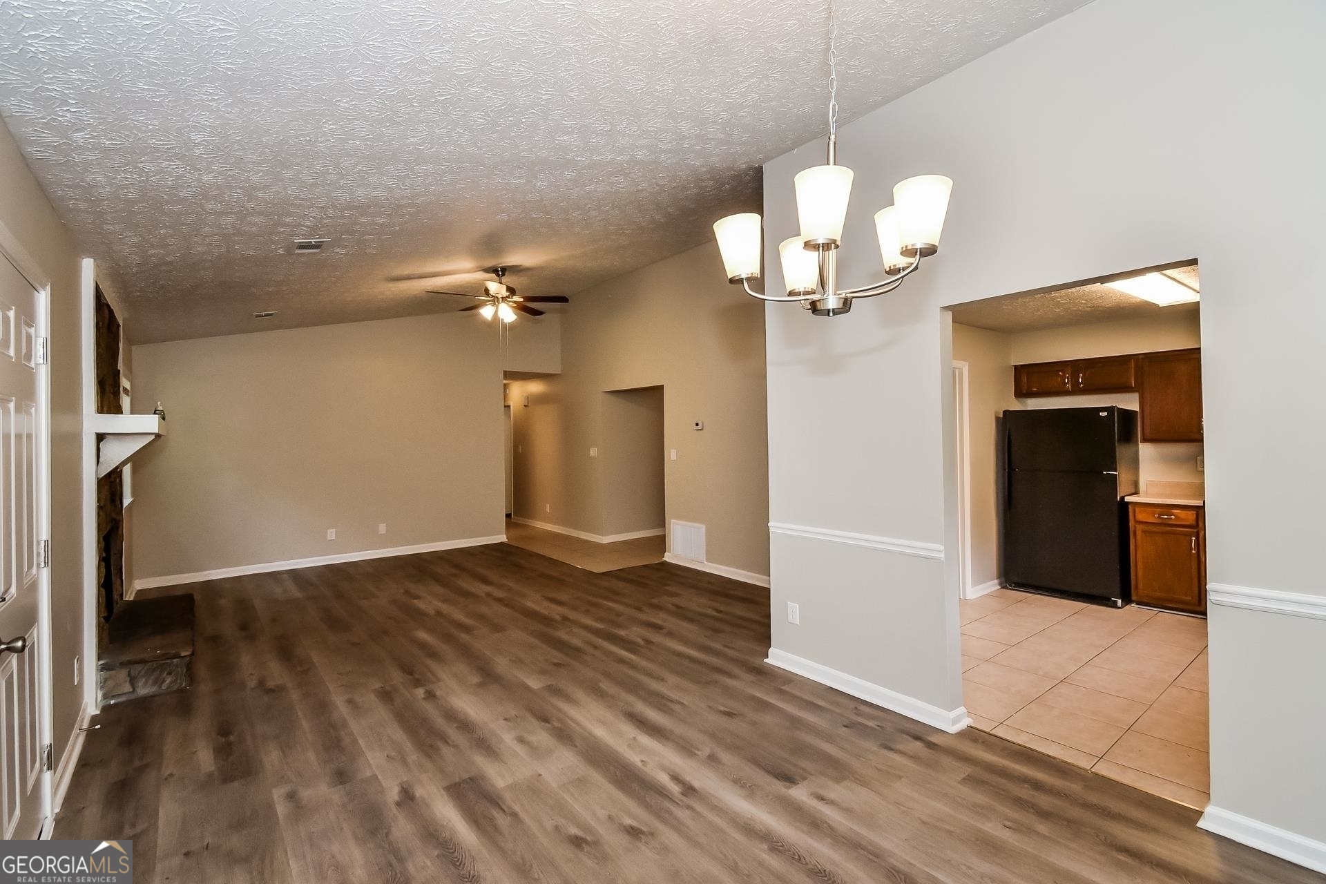 MARTINS BROOK - Residential Lease