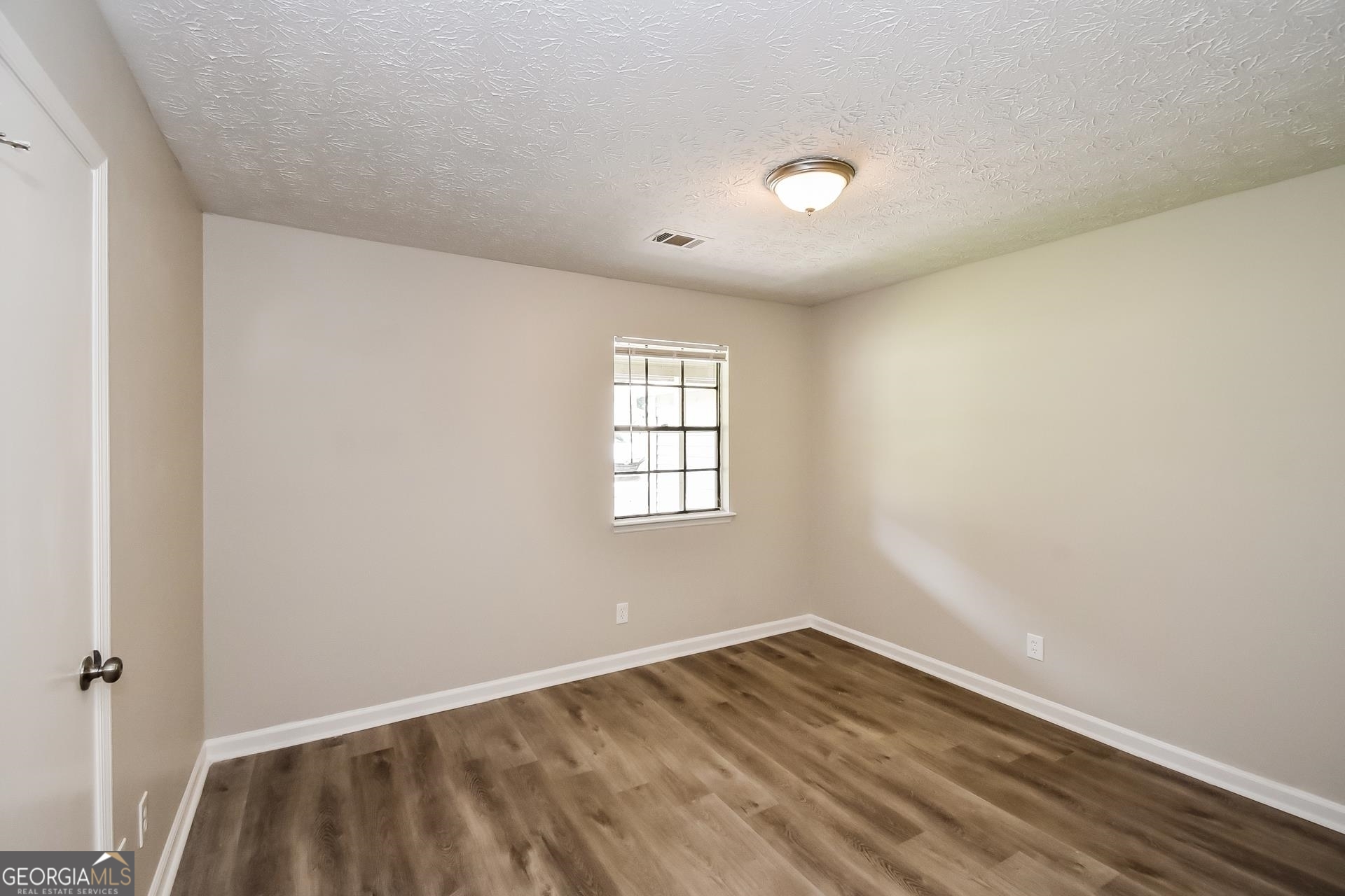 MARTINS BROOK - Residential Lease