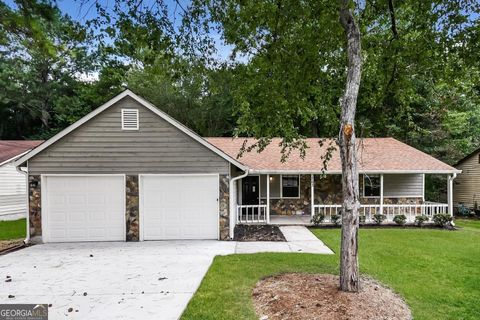 Photo of 263 Independence Drive, Jonesboro, GA 30238 (MLS # 10637062)