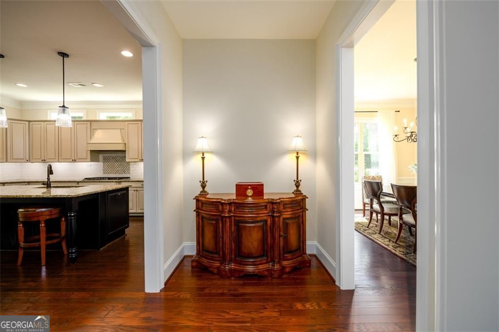 Suwanee, Georgia 30024, United States, 6 Bedrooms Bedrooms, ,6 BathroomsBathrooms,Residential,Active,148484