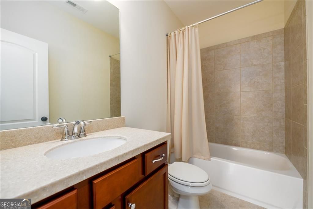 Suwanee, Georgia 30024, United States, 6 Bedrooms Bedrooms, ,6 BathroomsBathrooms,Residential,Active,148484