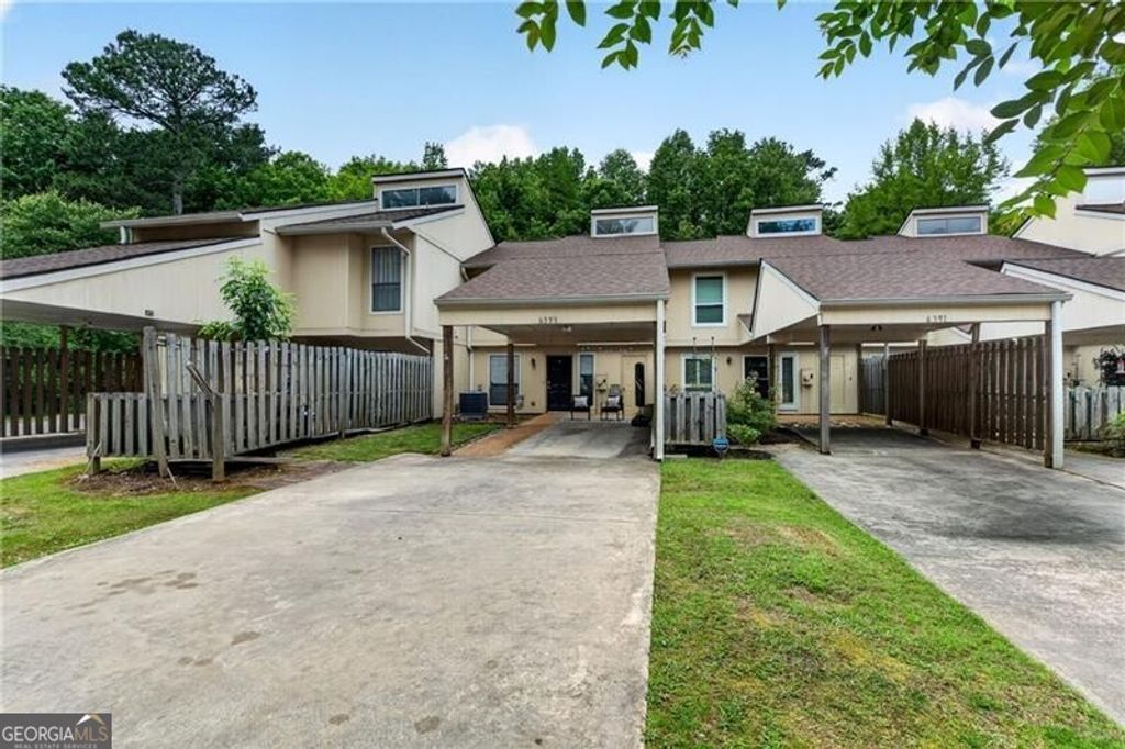 Photo of 6393 Hawthorne Terrace, Peachtree Corners, GA 30092 (MLS # 10763195)
