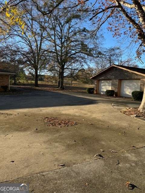 A home in Colbert