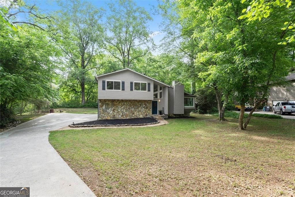 Photo of 189 Castlebar Court, Mableton, GA 30126 (MLS # 10764368)