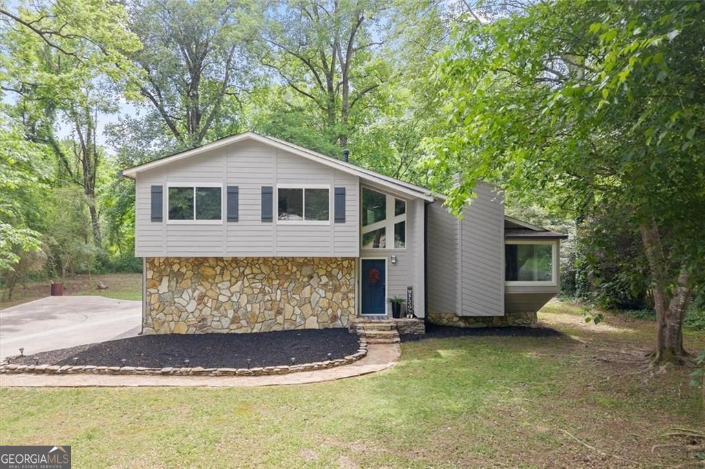 Photo of 189 Castlebar Court, Mableton, GA 30126 (MLS # 10764368)