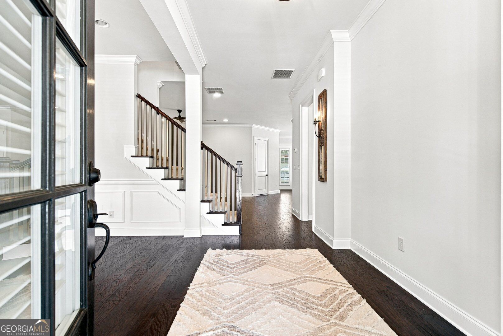 2117 Mcfarlin LN