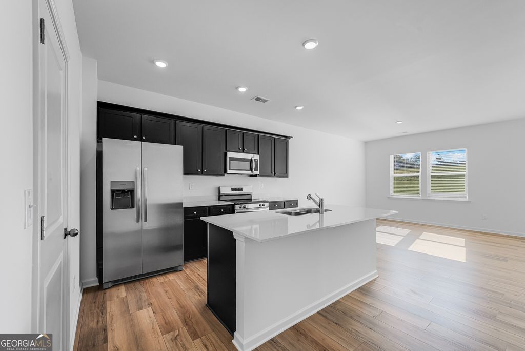 Photo of 141 Shenandoah Lane, LaGrange, GA 30241 (MLS # 10707294)