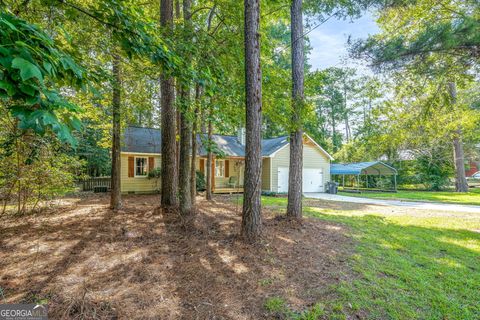 Photo of 1029 Santa Fe Trail, Macon, GA 31220 (MLS # 10629261)