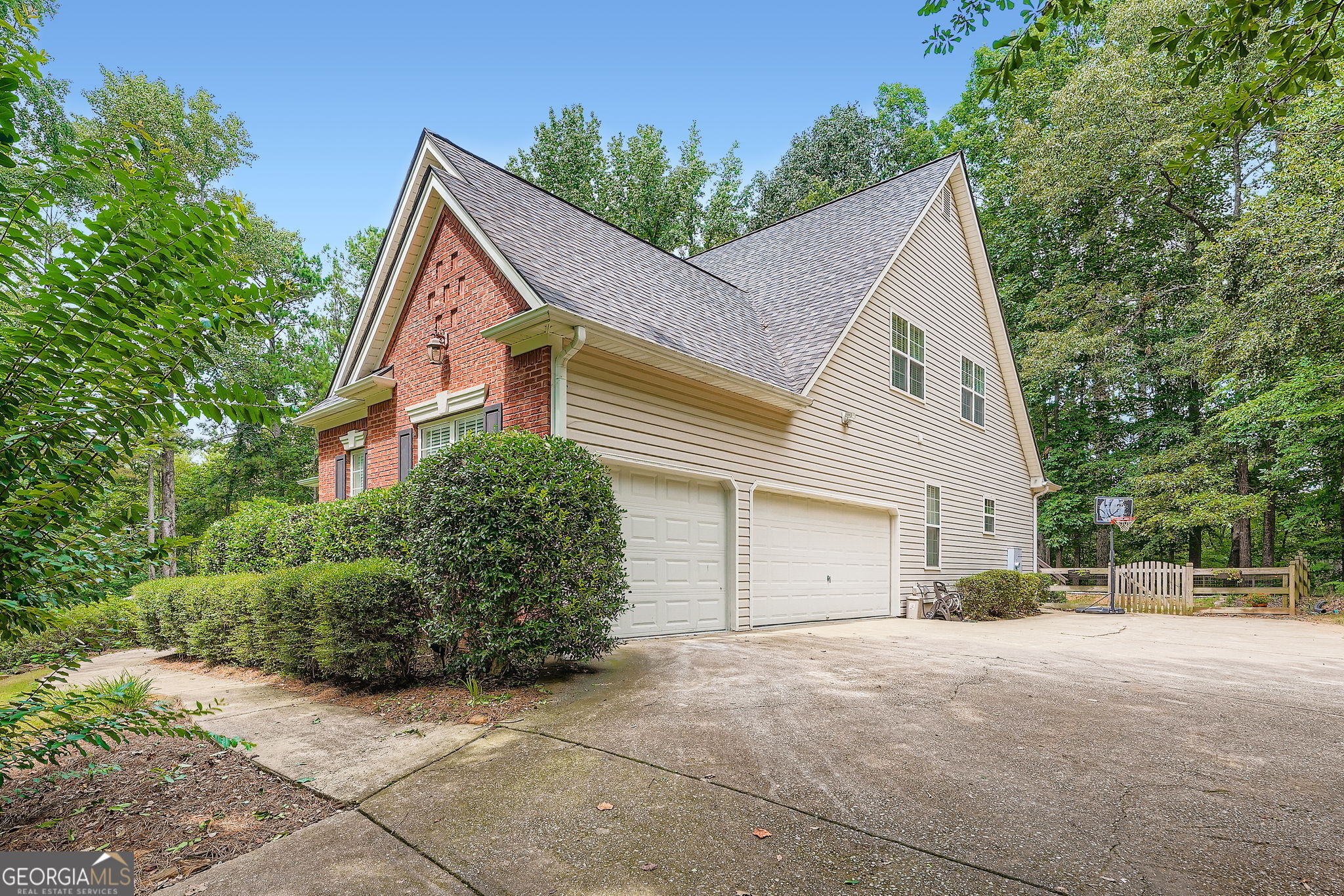 726 Bentonville LN