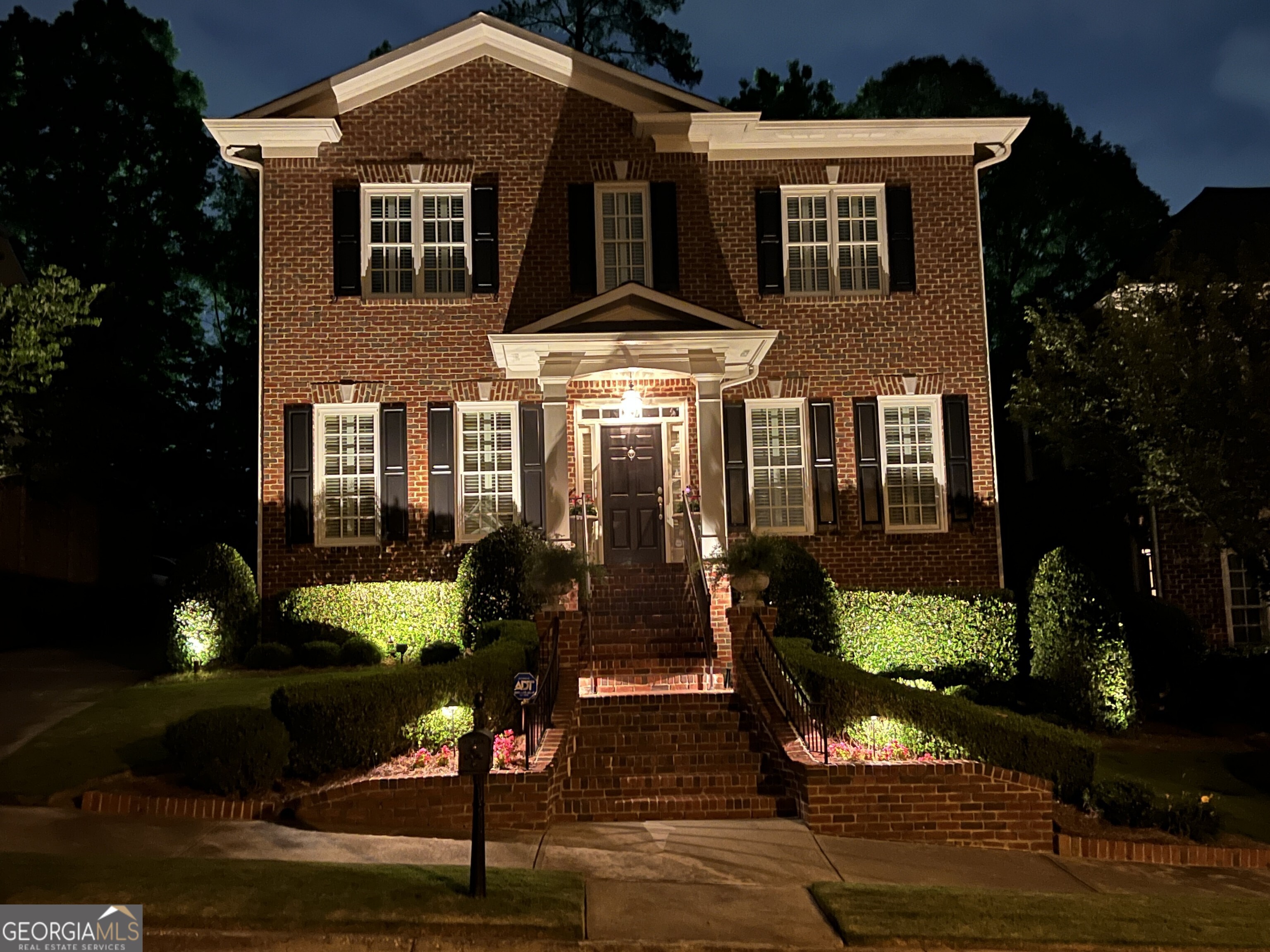 962 Manor Parc DR