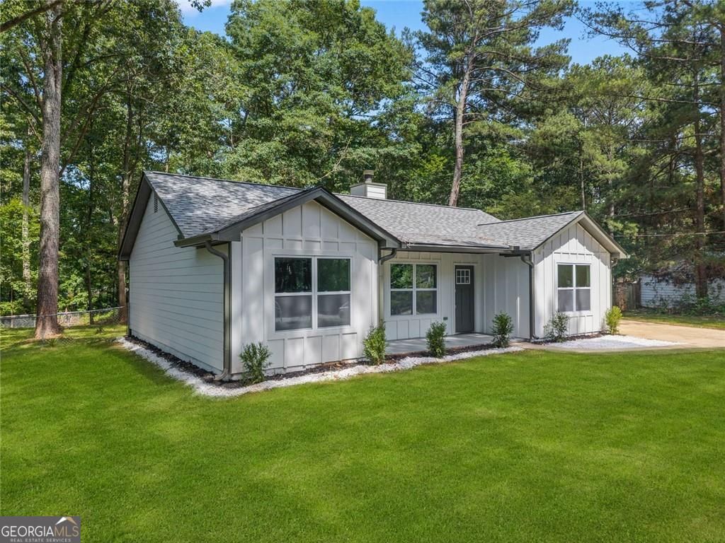 Photo of 491 Natasha Drive, Auburn, GA 30011 (MLS # 10791563)