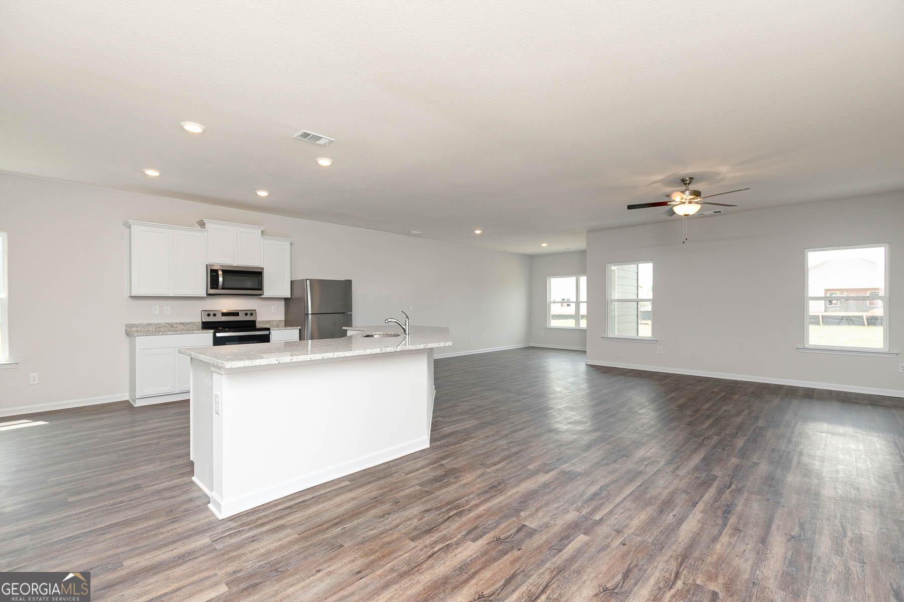 268 Oliver DR