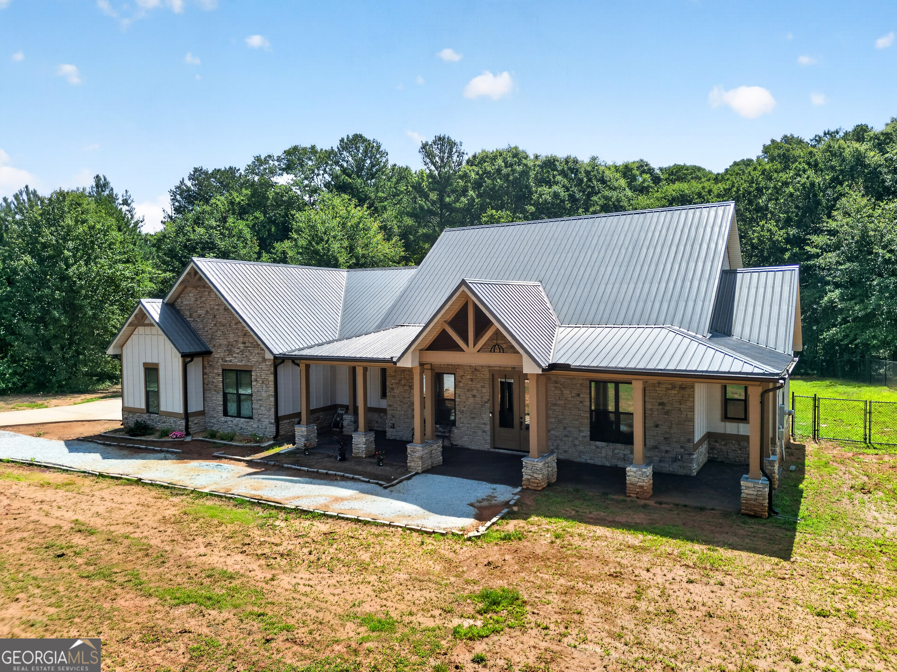 289 Maple DR