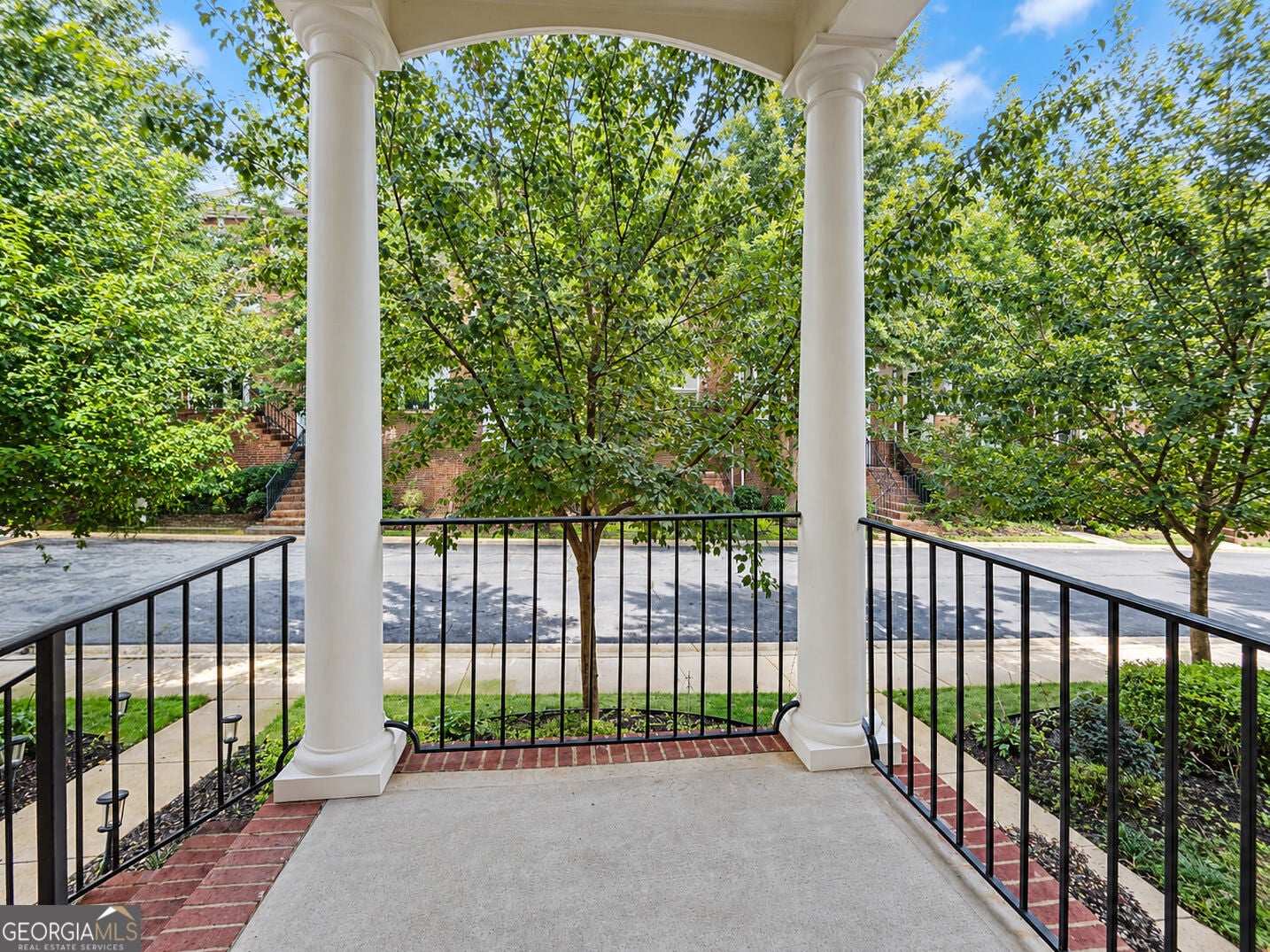 2318 Limehurst DR NE
