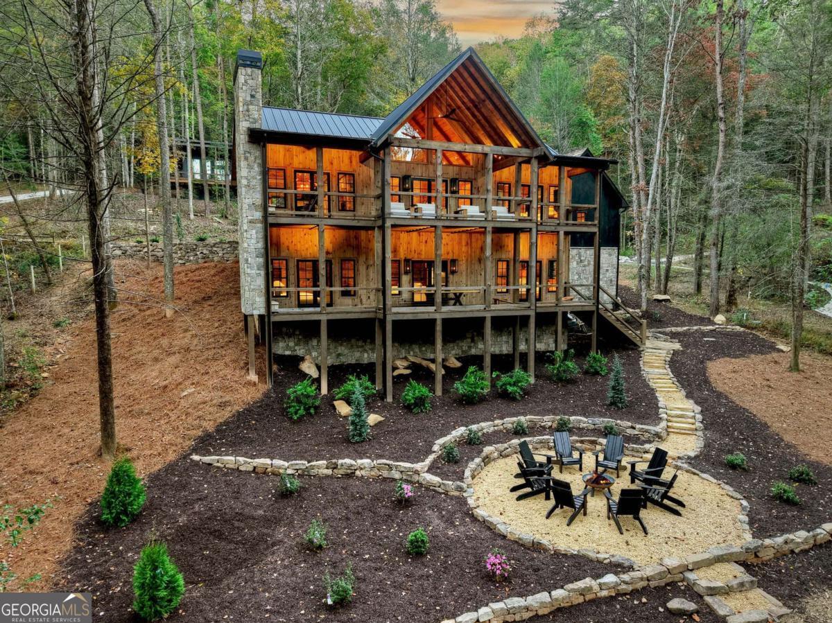 340 Hemlock TRL