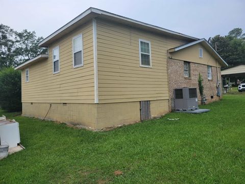 A home in Elberton