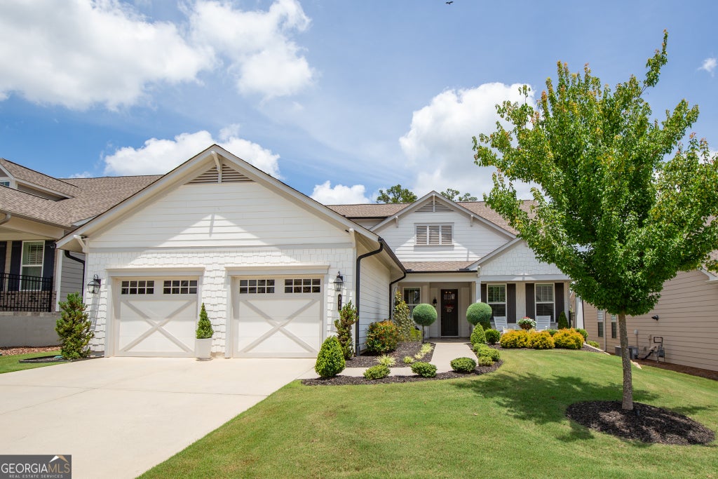 Photo of 319 Erie Point, Hoschton, GA 30548 (MLS # 10789940)