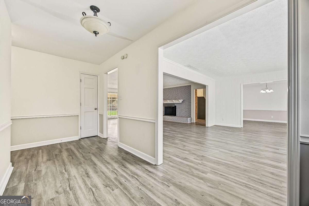 875 Hickory Oak HOLW