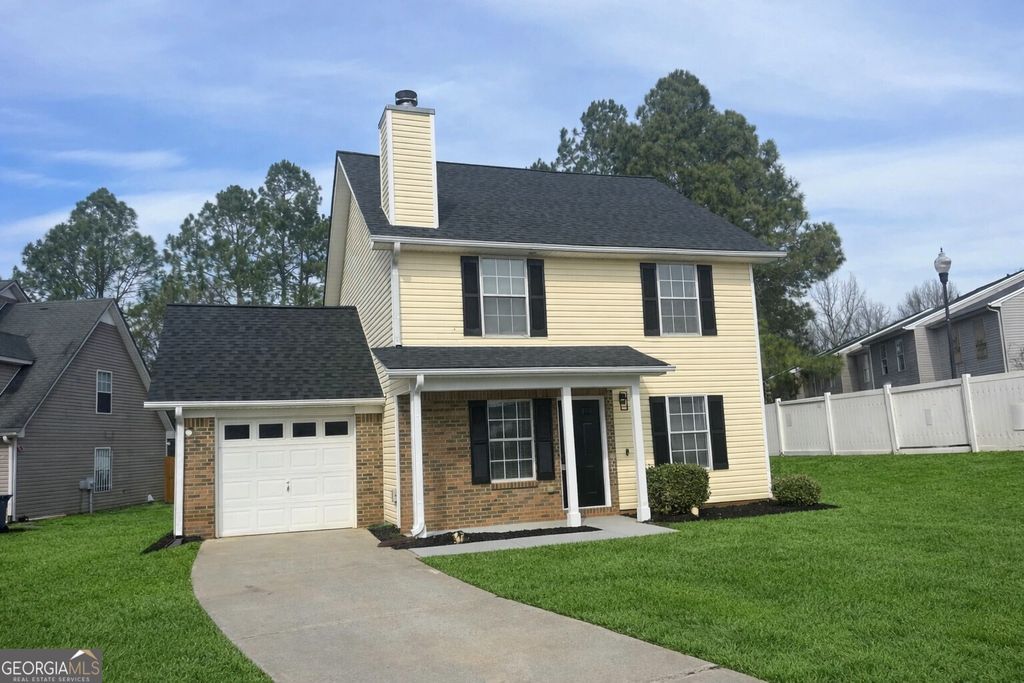 Photo of 9221 Green Side Path, Riverdale, GA 30274 (MLS # 10684619)