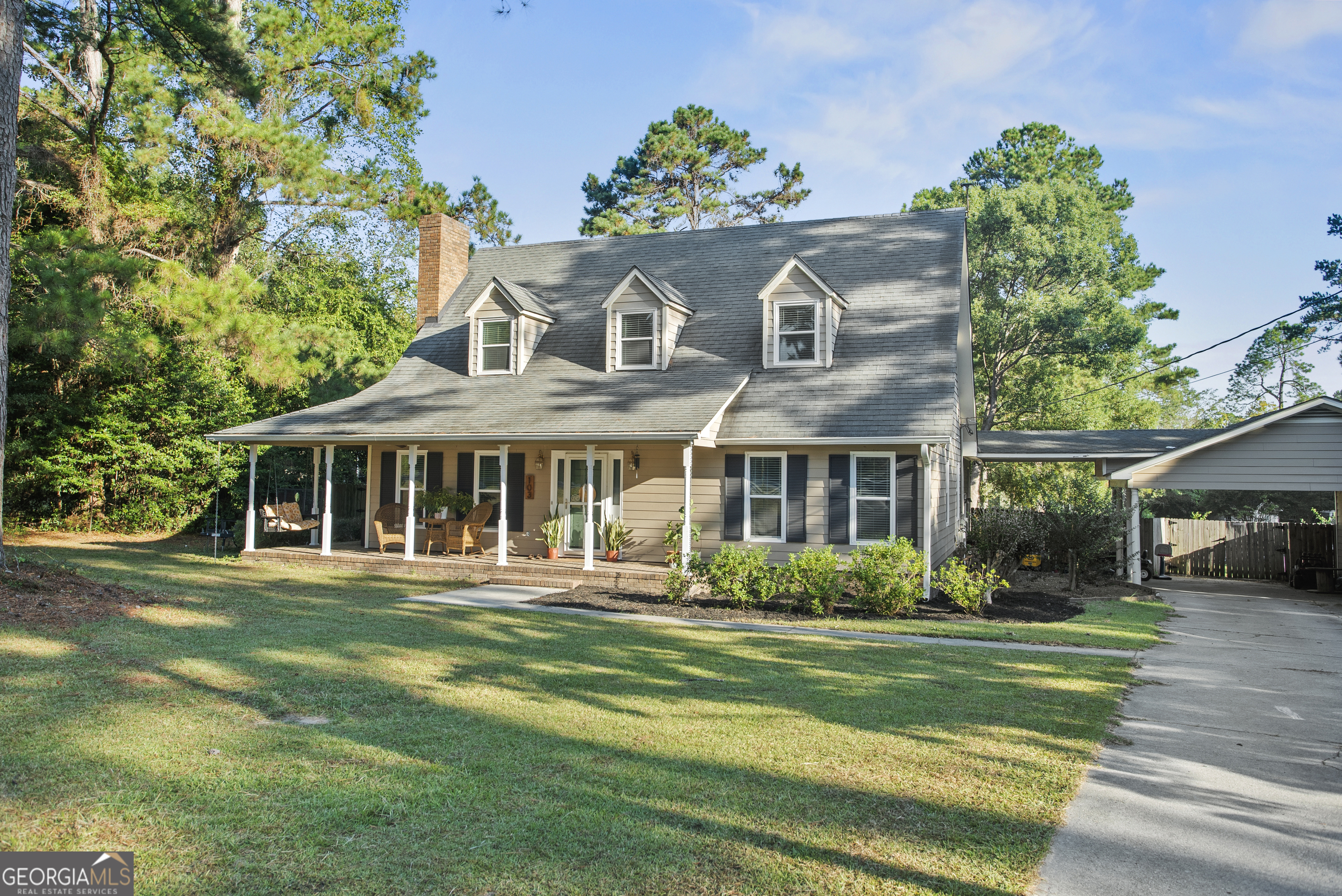 Welcome to this cozy and inviting 3-bedroom, 2-bath home nestled in the Oakcrest subdivision in Statesboro. With 2,351 square feet of living space, this two-story property offers both comfort and functionality, featuring a spacious bonus room perfect for a home office, playroom, or guest suite! Inside, you'll find a warm and welcoming atmosphere with plenty of room to relax and entertain. The layout combines charm and practicality, making it an excellent choice for families or anyone seeking extra space. Located just minutes from Mill Creek Park and Splash in the Boro, outdoor recreation is right at your doorstep. A quick 5-minute drive puts you in the heart of town, while the new Hyundai plant is only 38 minutes away, adding convenience for work and commuting. This home combines the best of small-town living with easy access to shopping, dining, schools, and employers. Don't miss the opportunity to make this charming home yours!