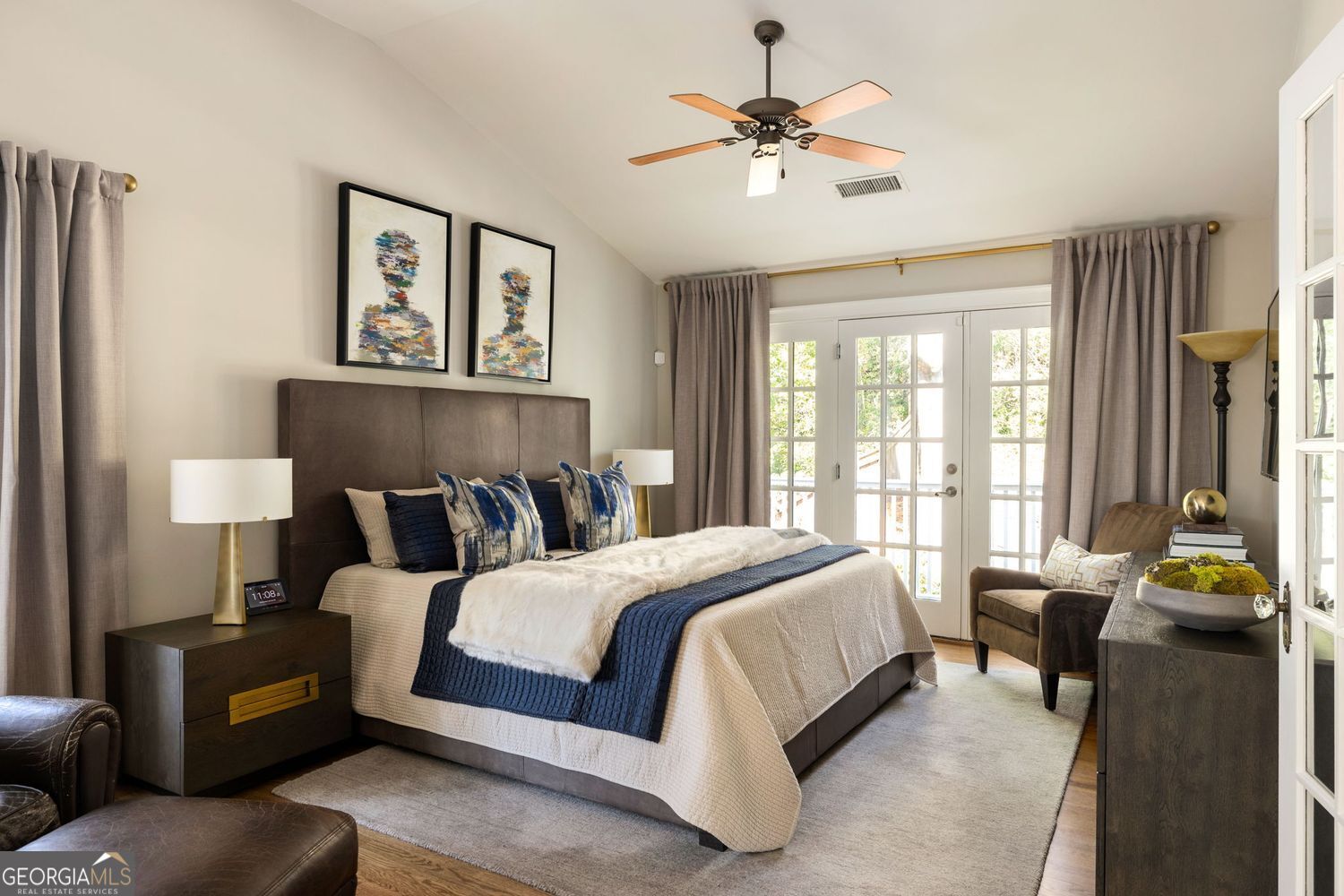 2002 McLendon AVE NE