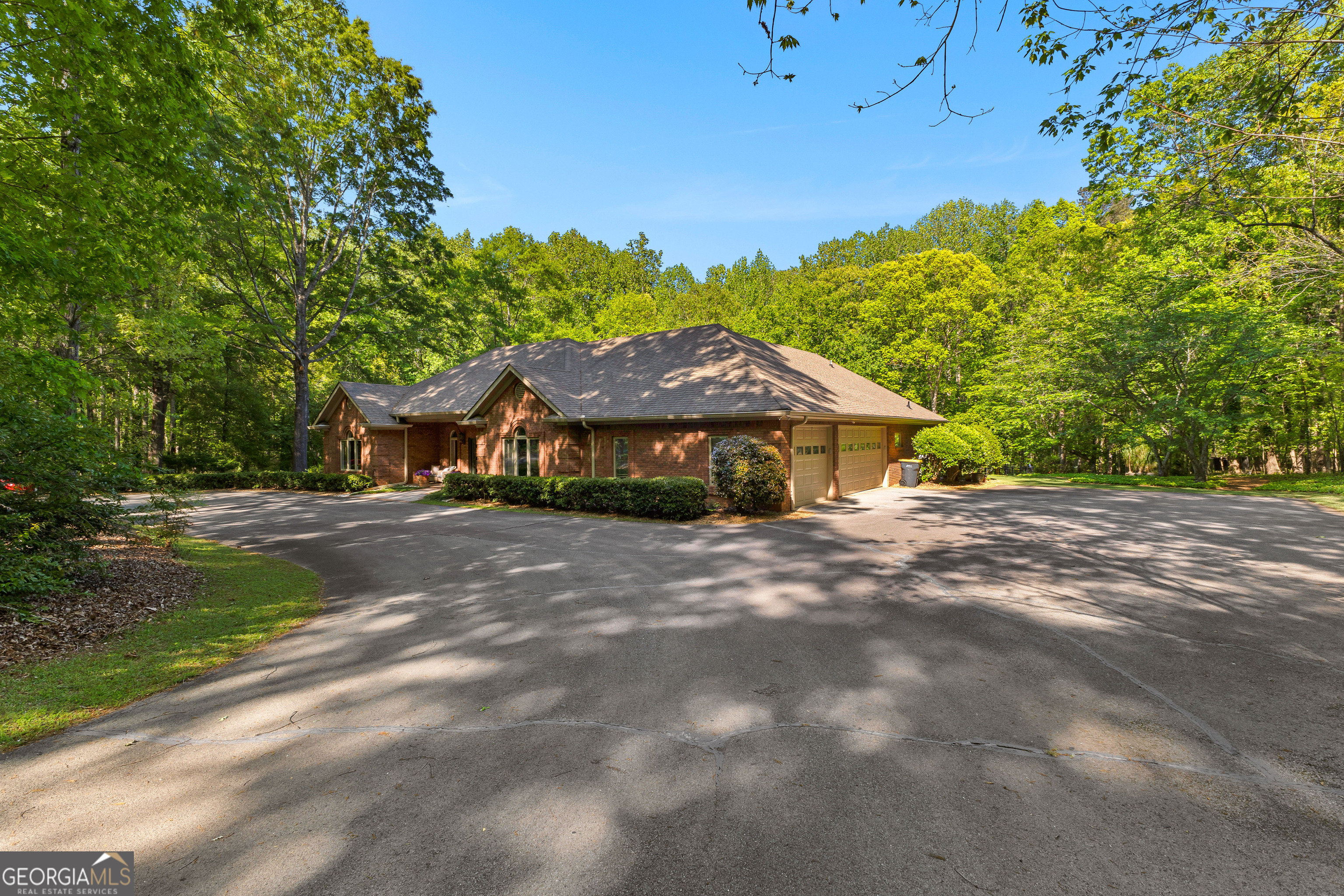 Fayetteville, Georgia 30214, United States, 4 Bedrooms Bedrooms, ,4 BathroomsBathrooms,Residential,Active,130369