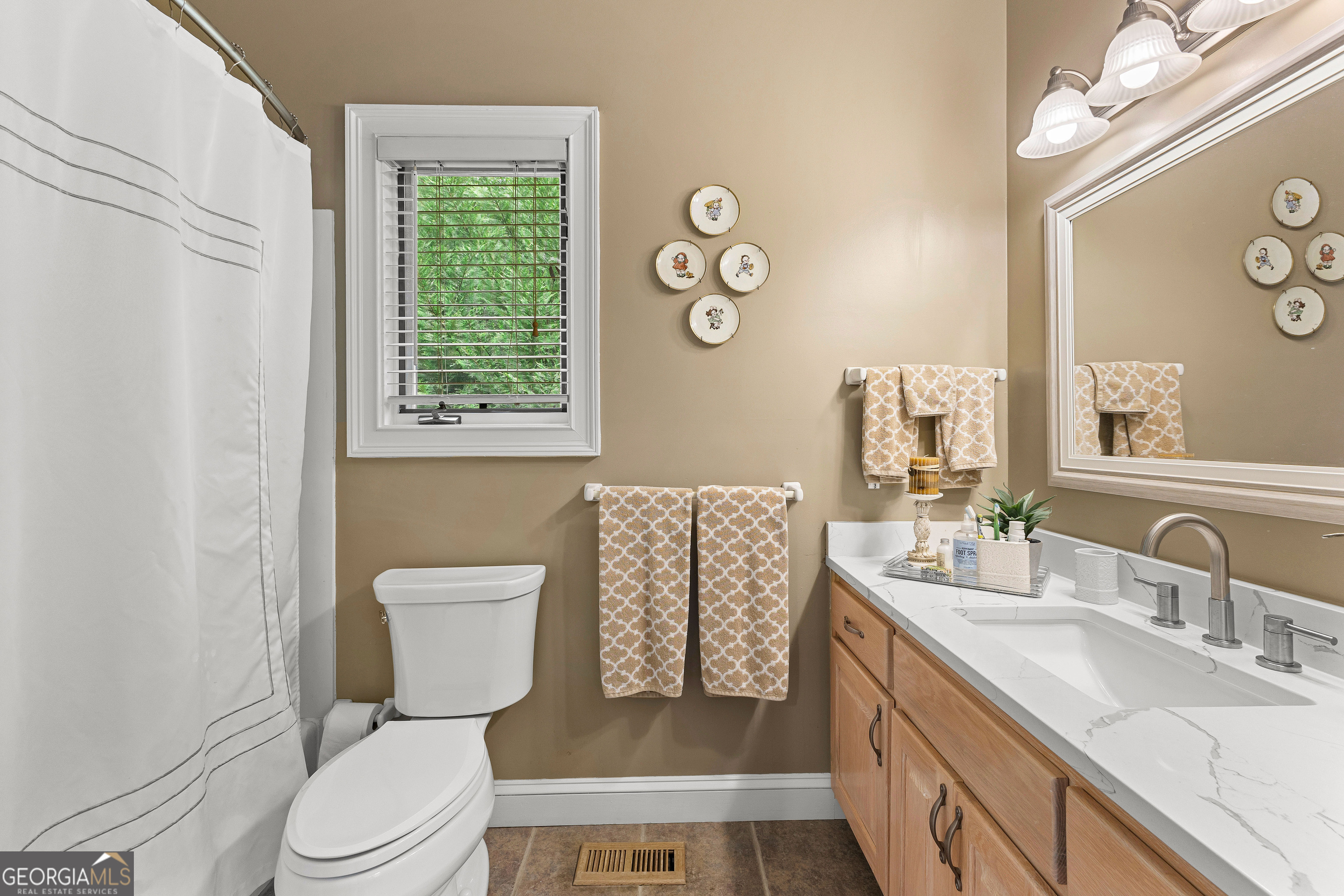 Fayetteville, Georgia 30214, United States, 4 Bedrooms Bedrooms, ,4 BathroomsBathrooms,Residential,Active,130369