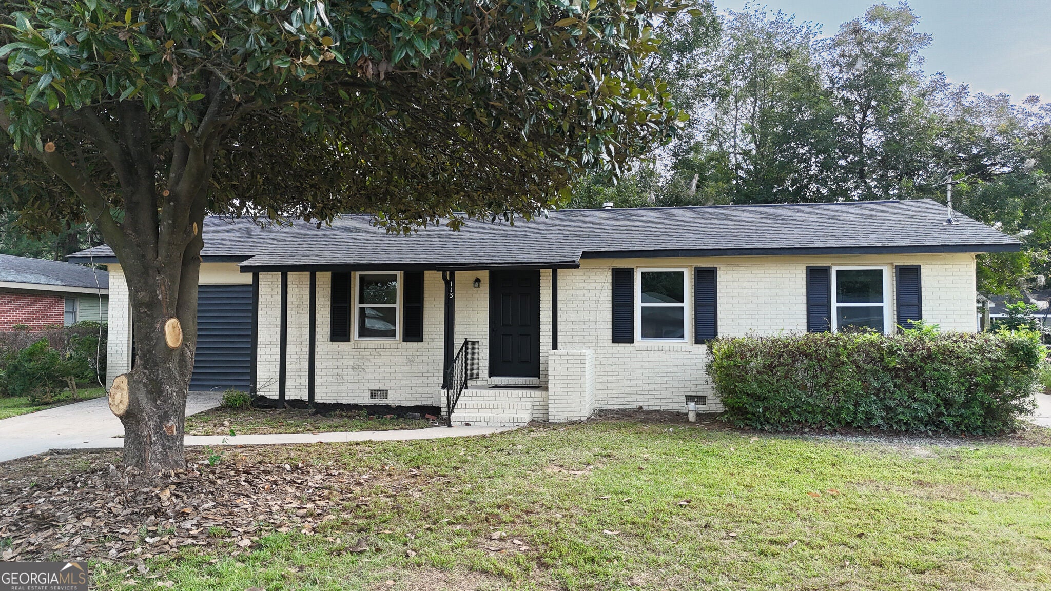 113 LINDA DR