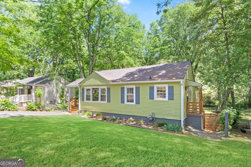 Photo of 2274 Carey Drive SE, Atlanta, GA 30315 (MLS # 10736144)