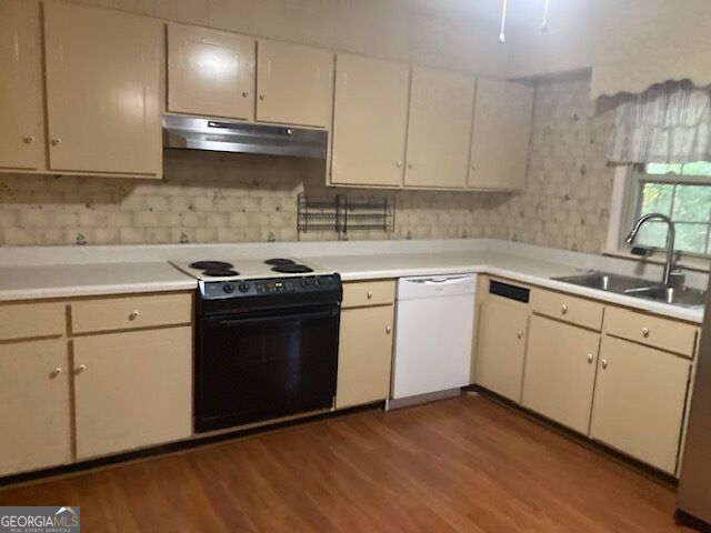 304 Clairmont DR