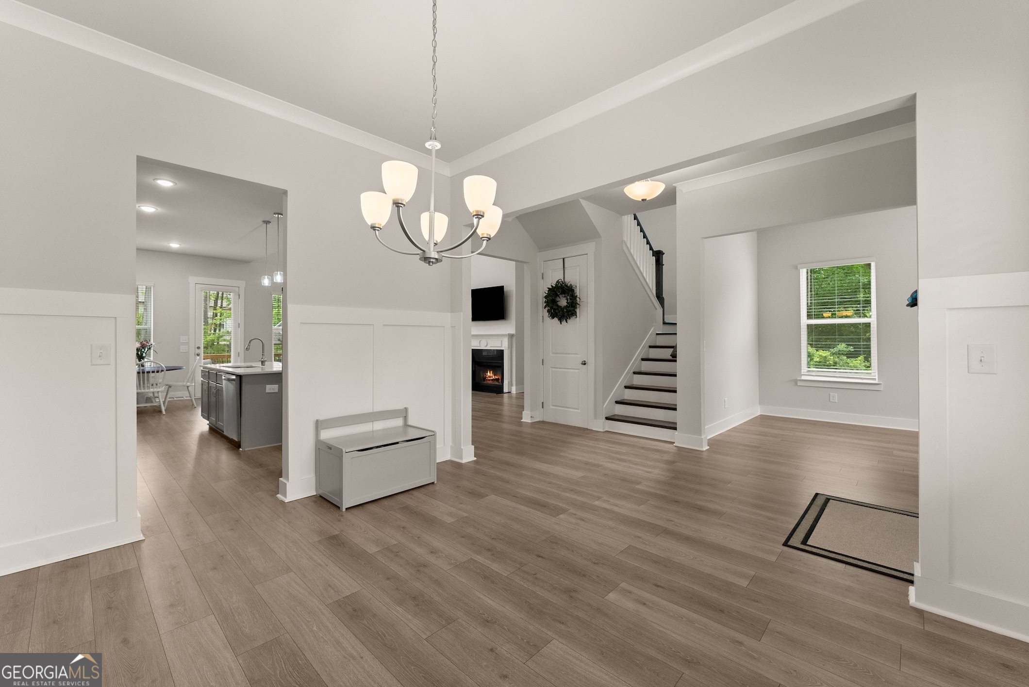 5841 Woodland Park CT