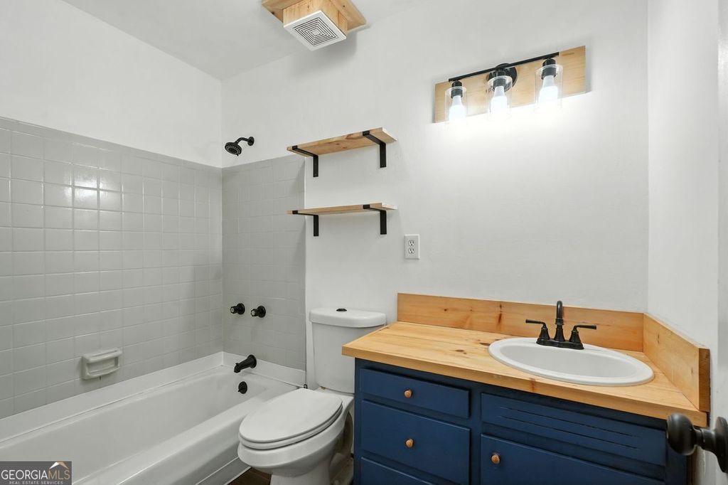 Photo of 93 FLOYD Lane, Hampton, GA 30228 (MLS # 10705172)