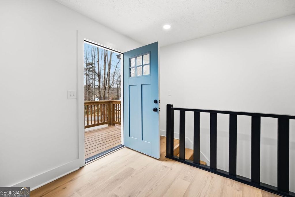 Photo of 2660 Cochise Drive, Acworth, GA 30102 (MLS # 10699363)