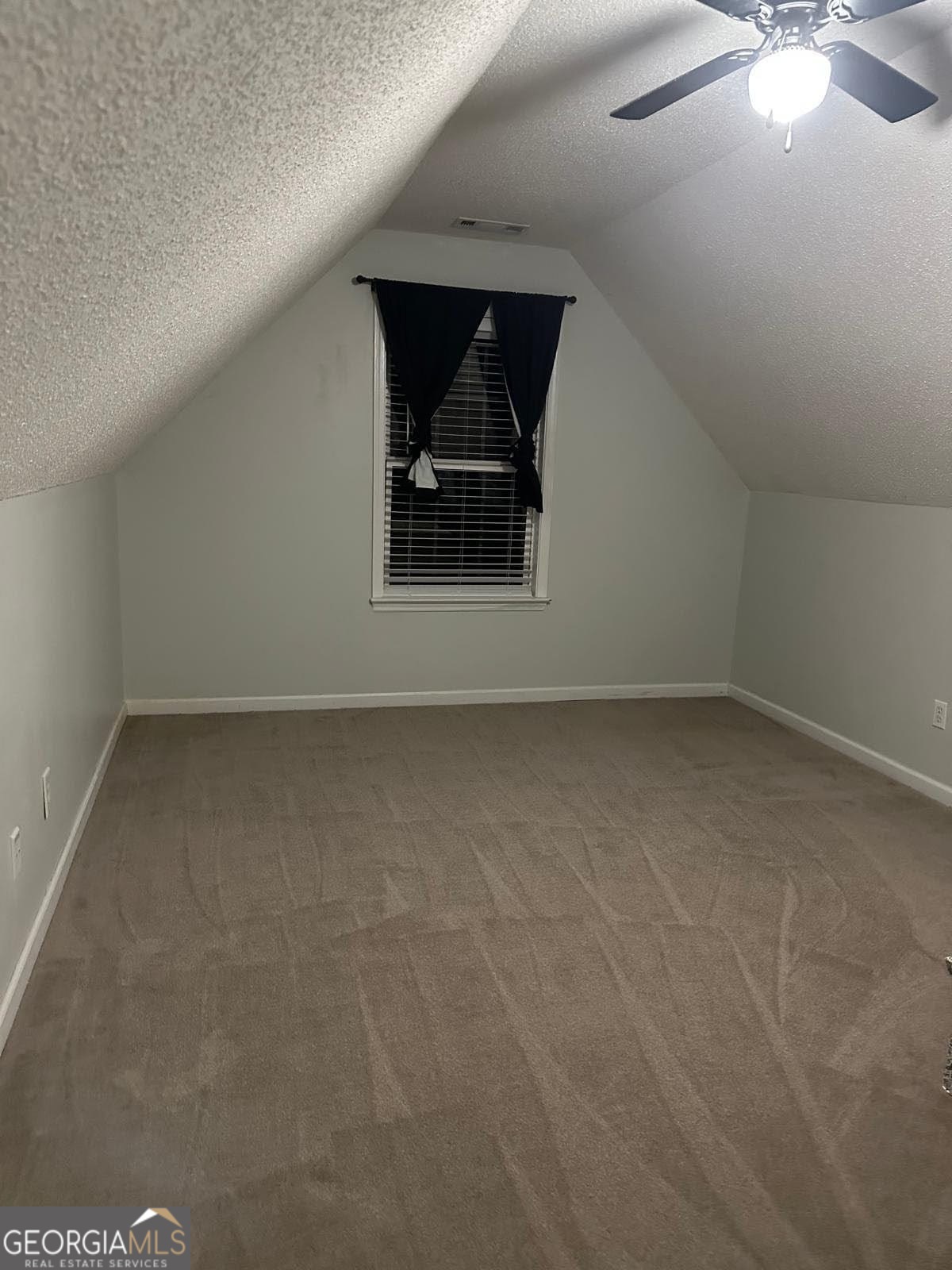 Newnan, Georgia 30263, United States, 4 Bedrooms Bedrooms, ,2 BathroomsBathrooms,Residential,Active,254212