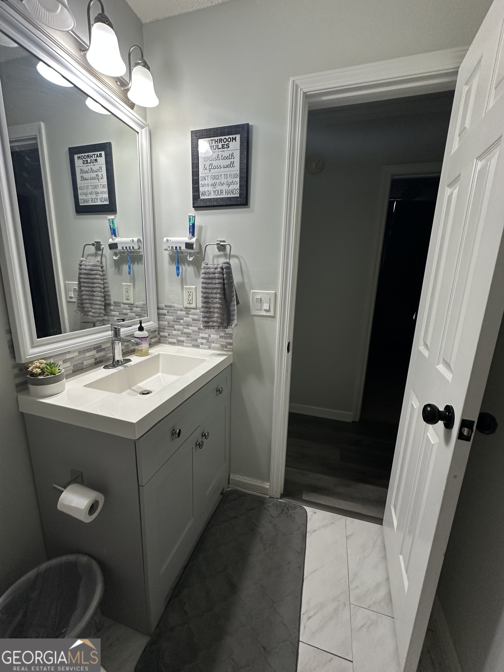 Newnan, Georgia 30263, United States, 4 Bedrooms Bedrooms, ,2 BathroomsBathrooms,Residential,Active,254212