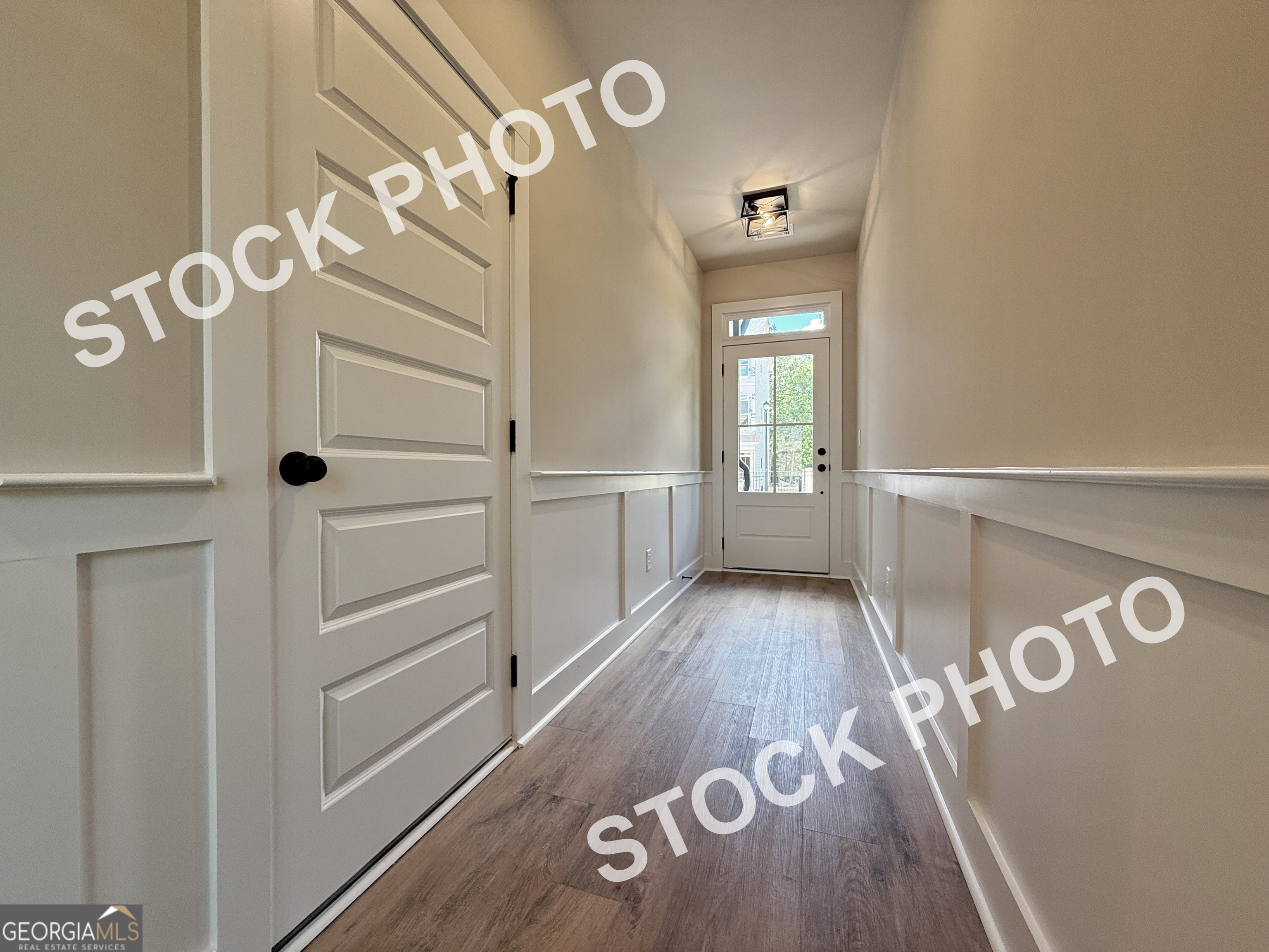 5720 Urban Village WAY 7