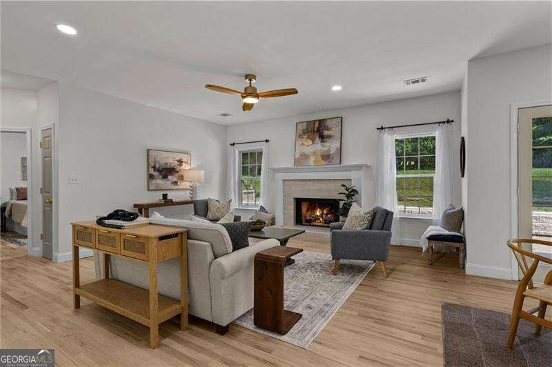 Photo of 4049 Due West Road NW, Marietta, GA 30064 (MLS # 10834467)