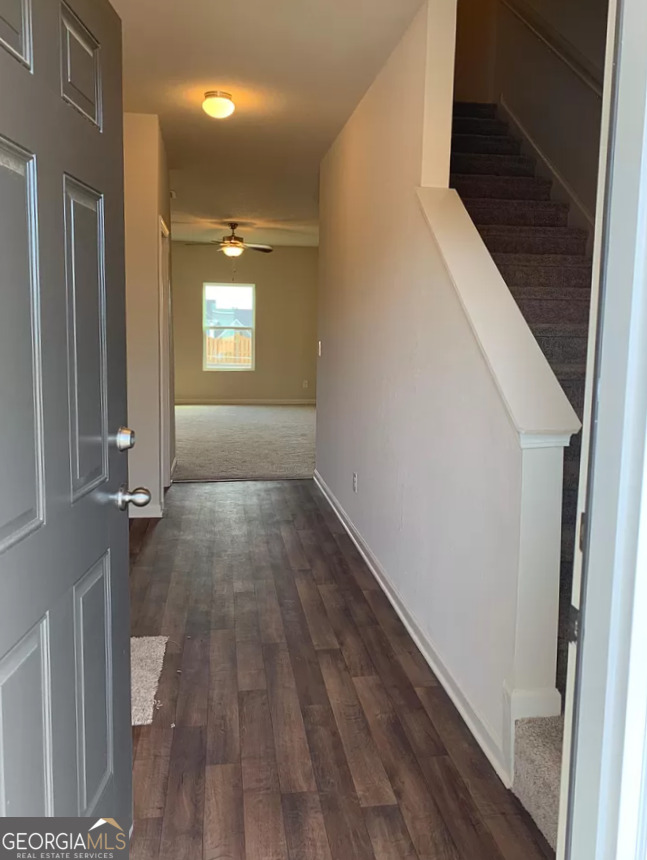 373 Darling LN