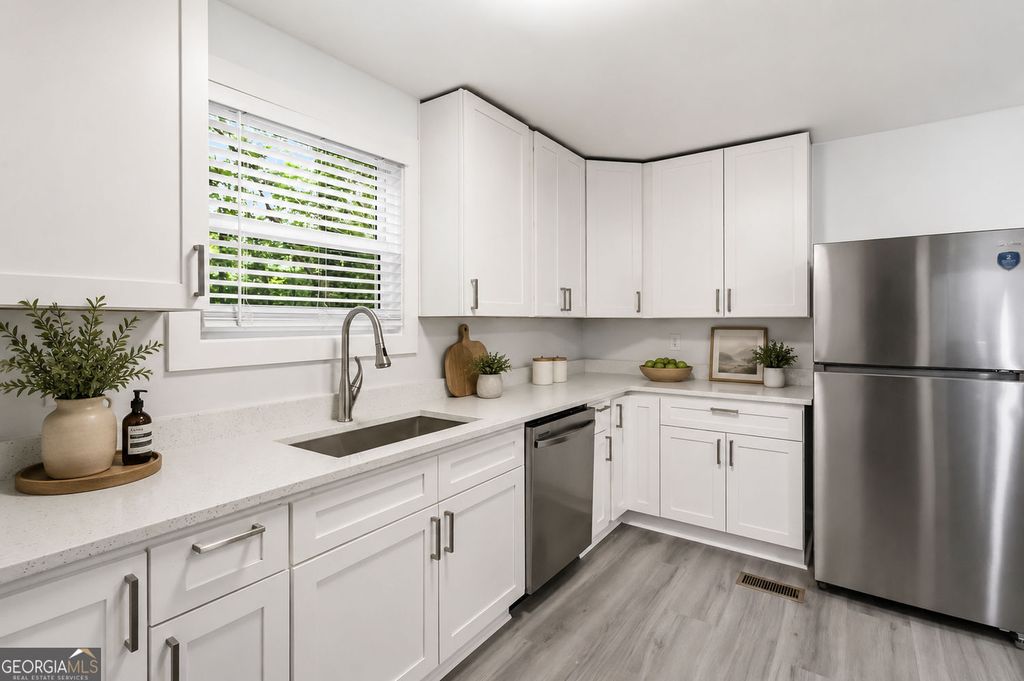 Photo of 33 Head Street, McDonough, GA 30097 (MLS # 10776227)