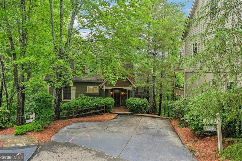 14 Laurel Ridge WAY