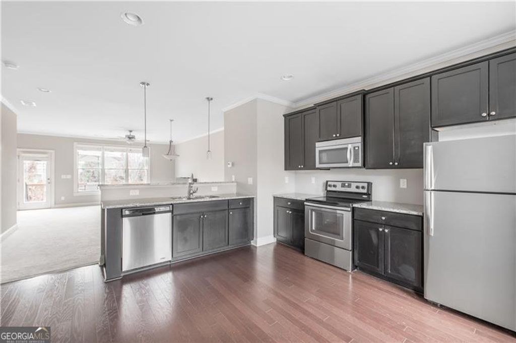 Photo of 766 Liberty Commons Drive NW, Atlanta, GA 30314 (MLS # 10711533)