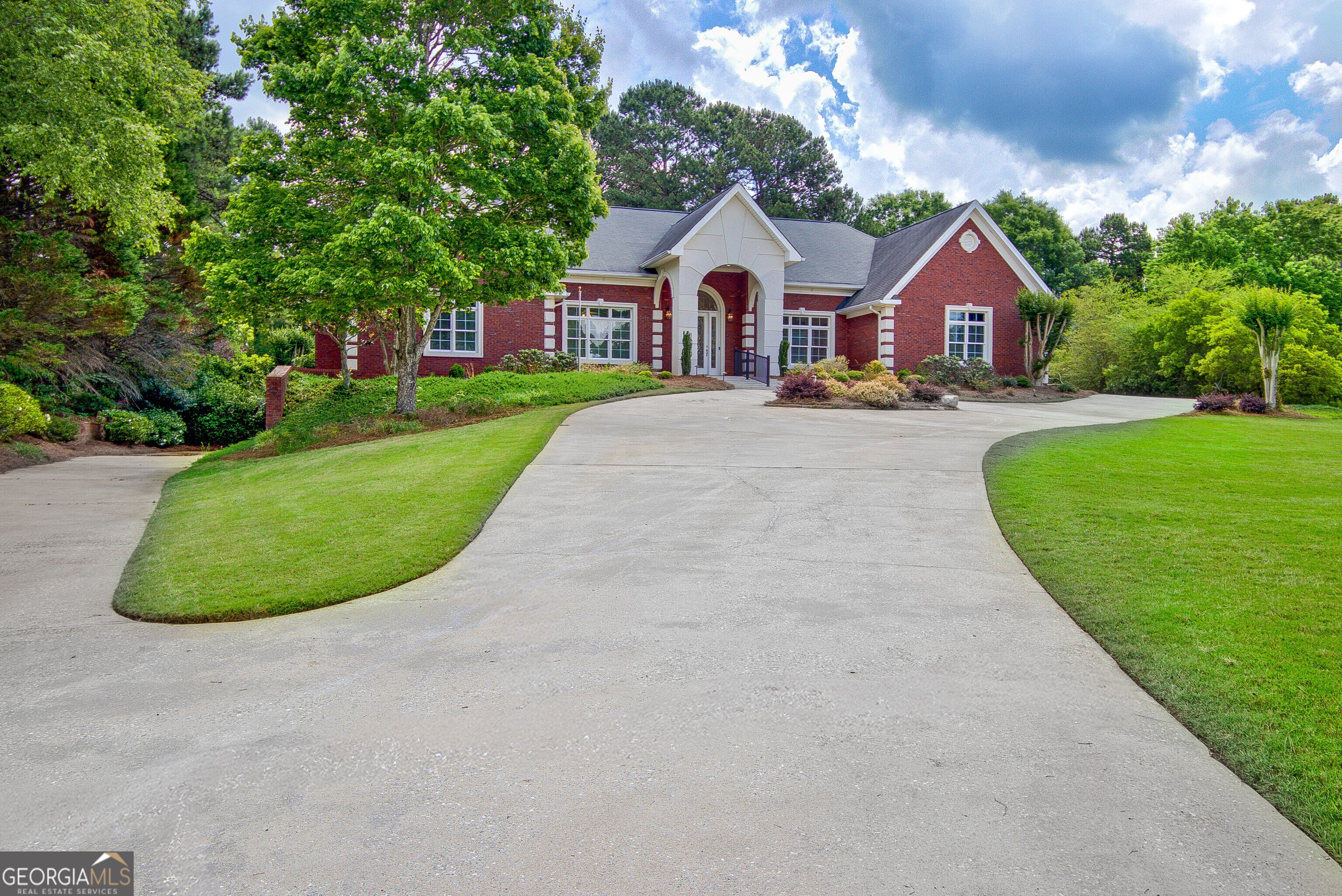 175 Mcelwaney WAY