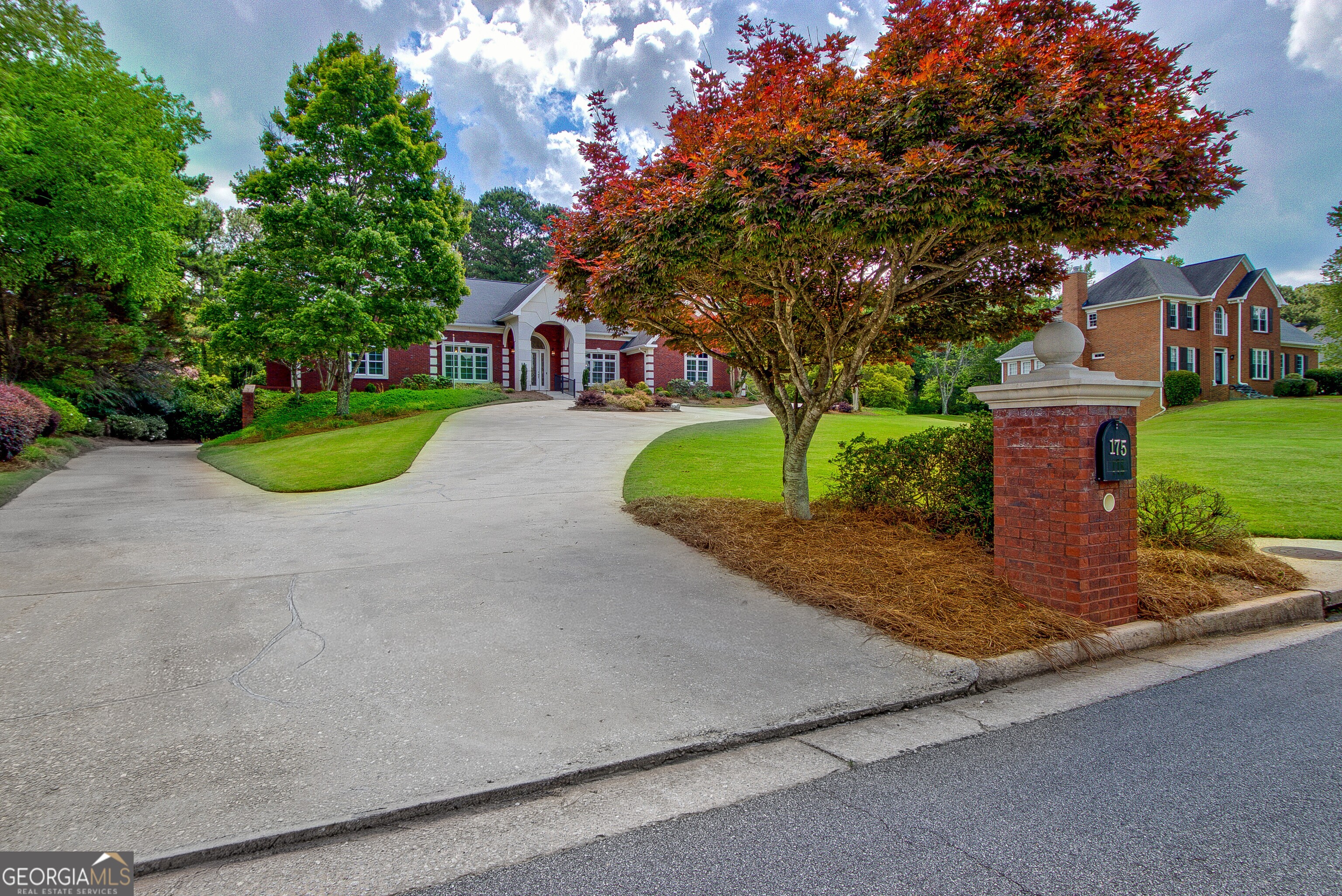 175 Mcelwaney WAY