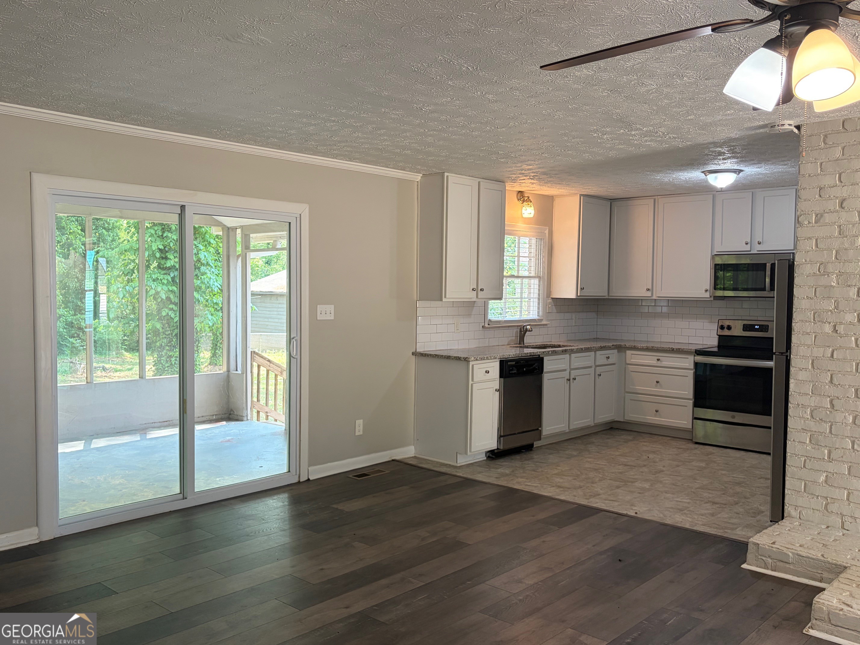 35 Chimney Ridge TRL