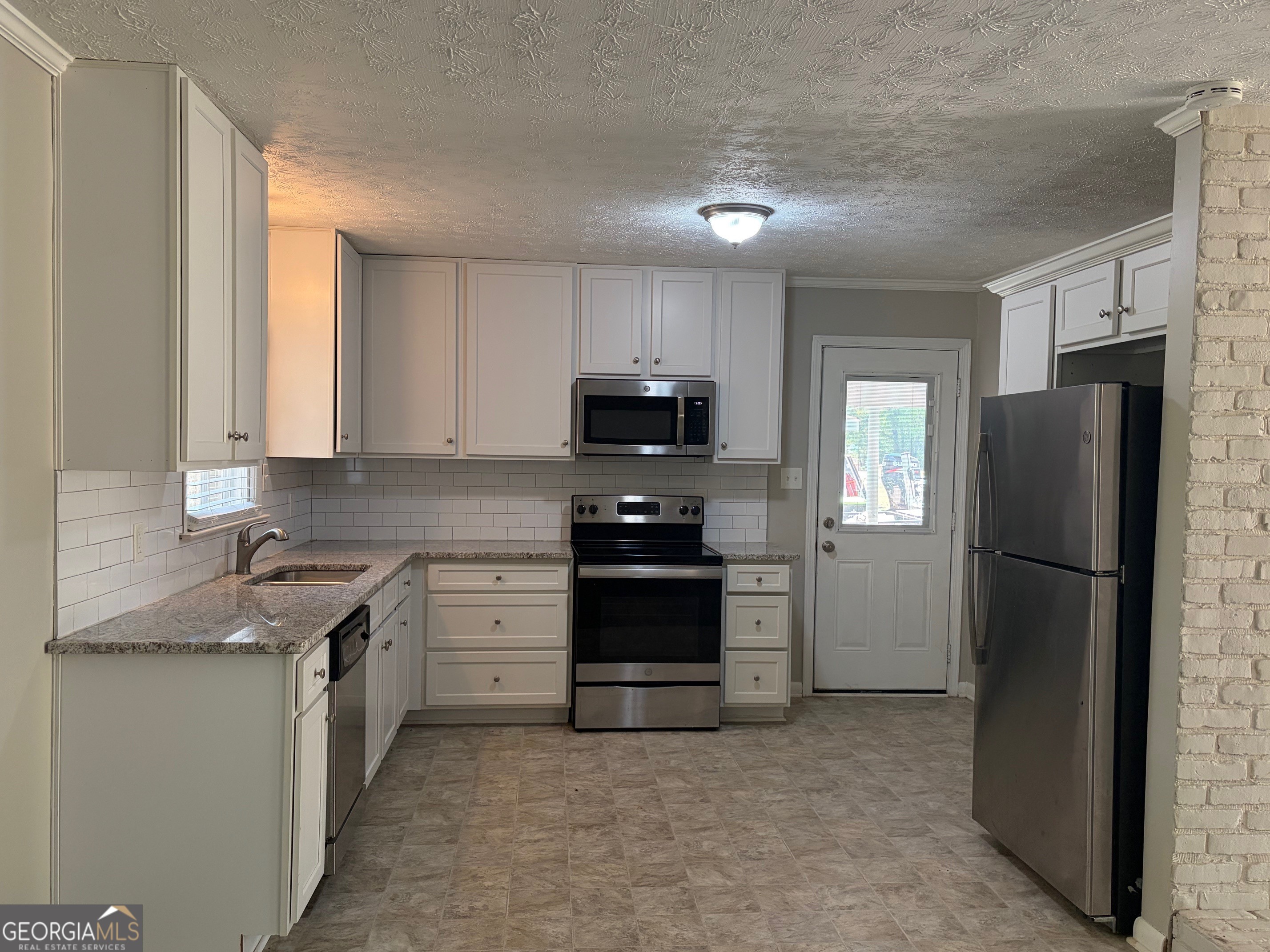 35 Chimney Ridge TRL