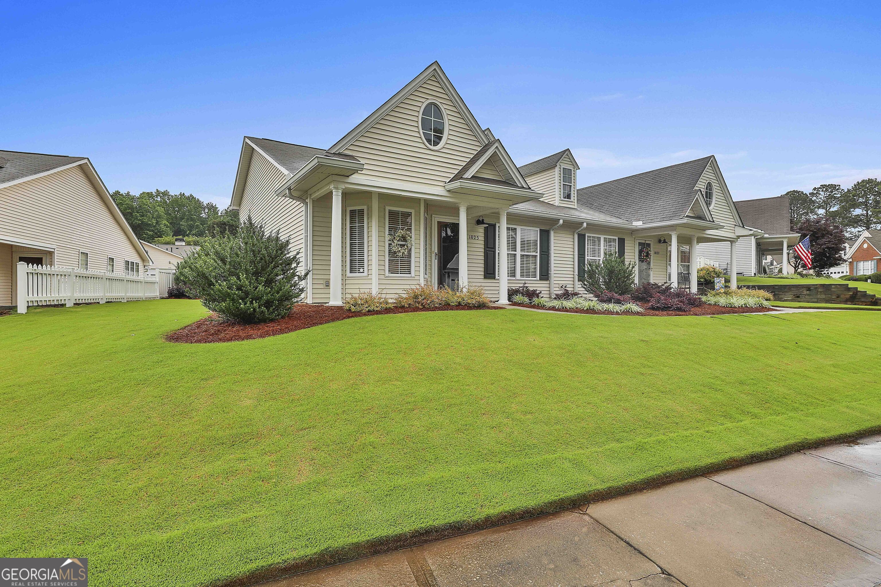 1025 Pinehurst DR
