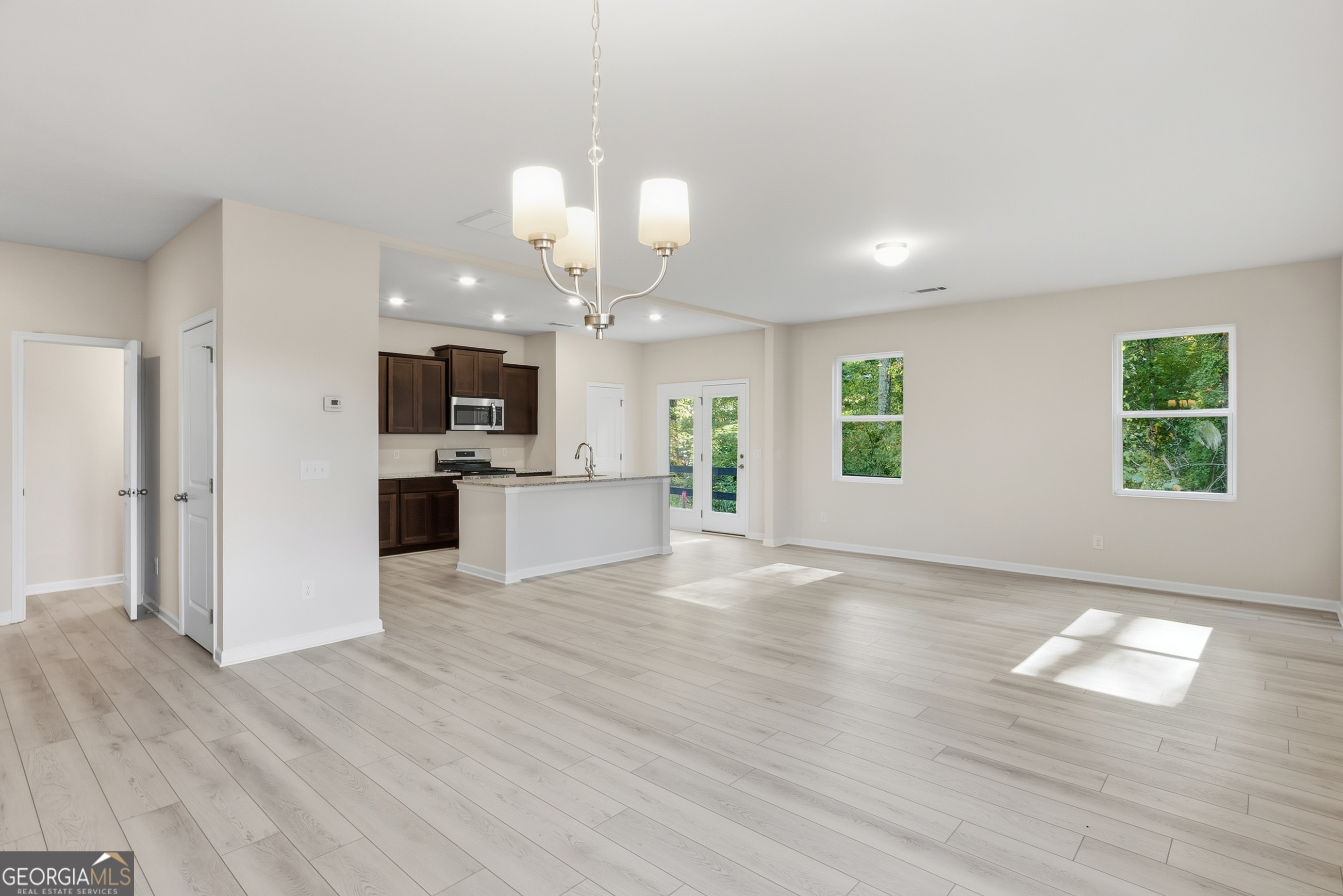 Castleberry Pointe - Residential