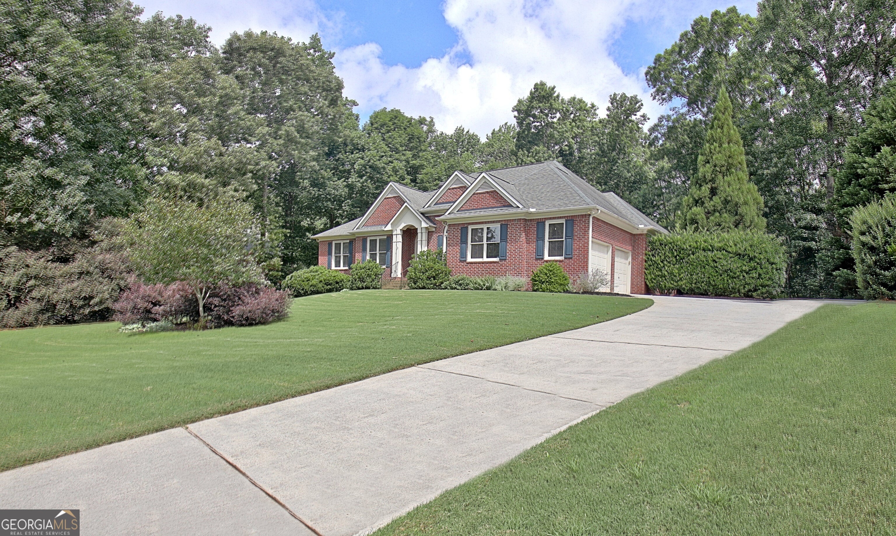 205 Hedgewick WAY